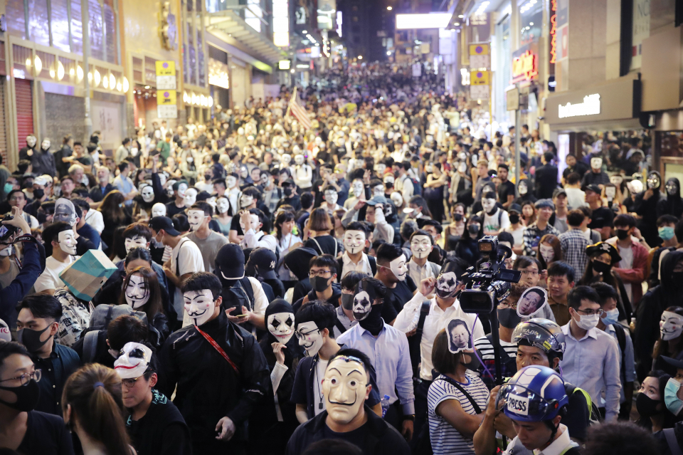 할로윈-예전-이태원-길거리-모습