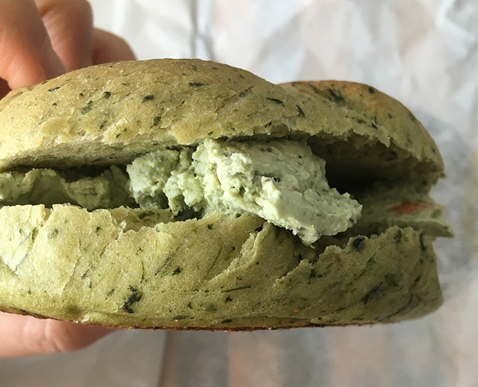 크림치즈-있는-베이글