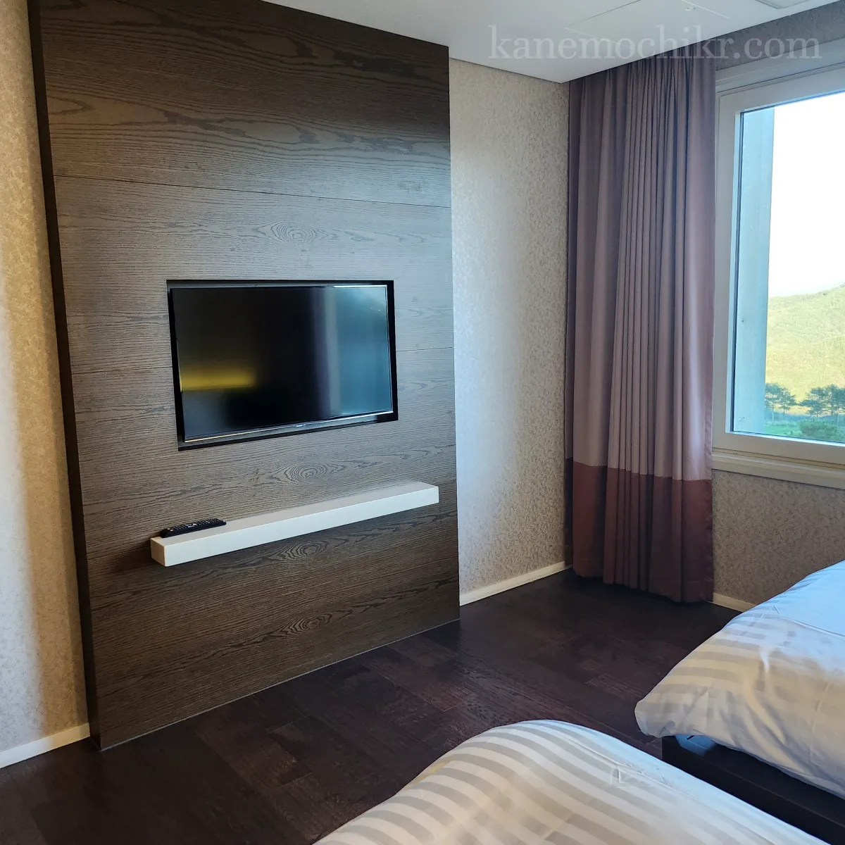 소노펠리체-빌리지-객실2-TV