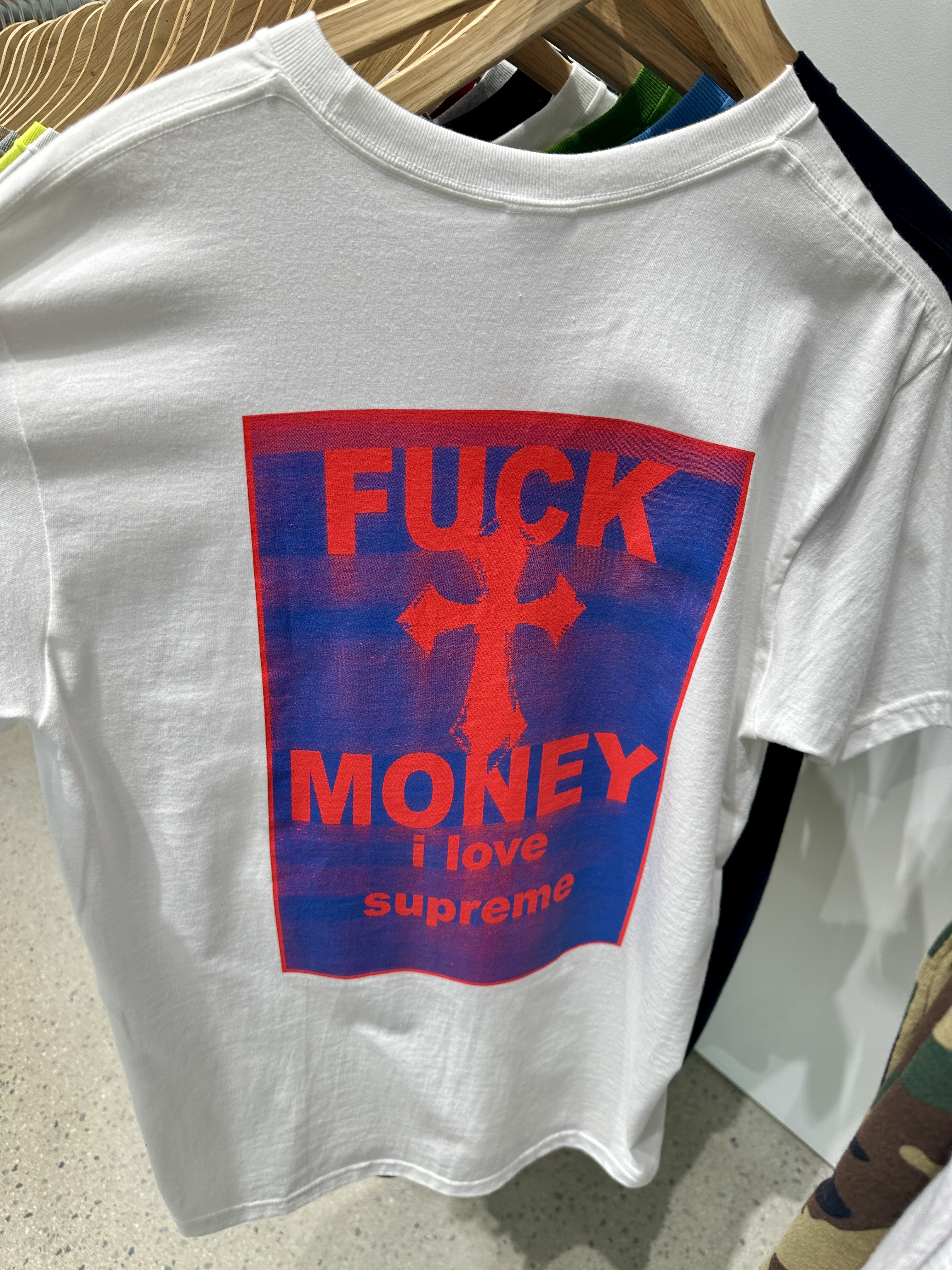 슈프림 퍽 머니 티셔츠