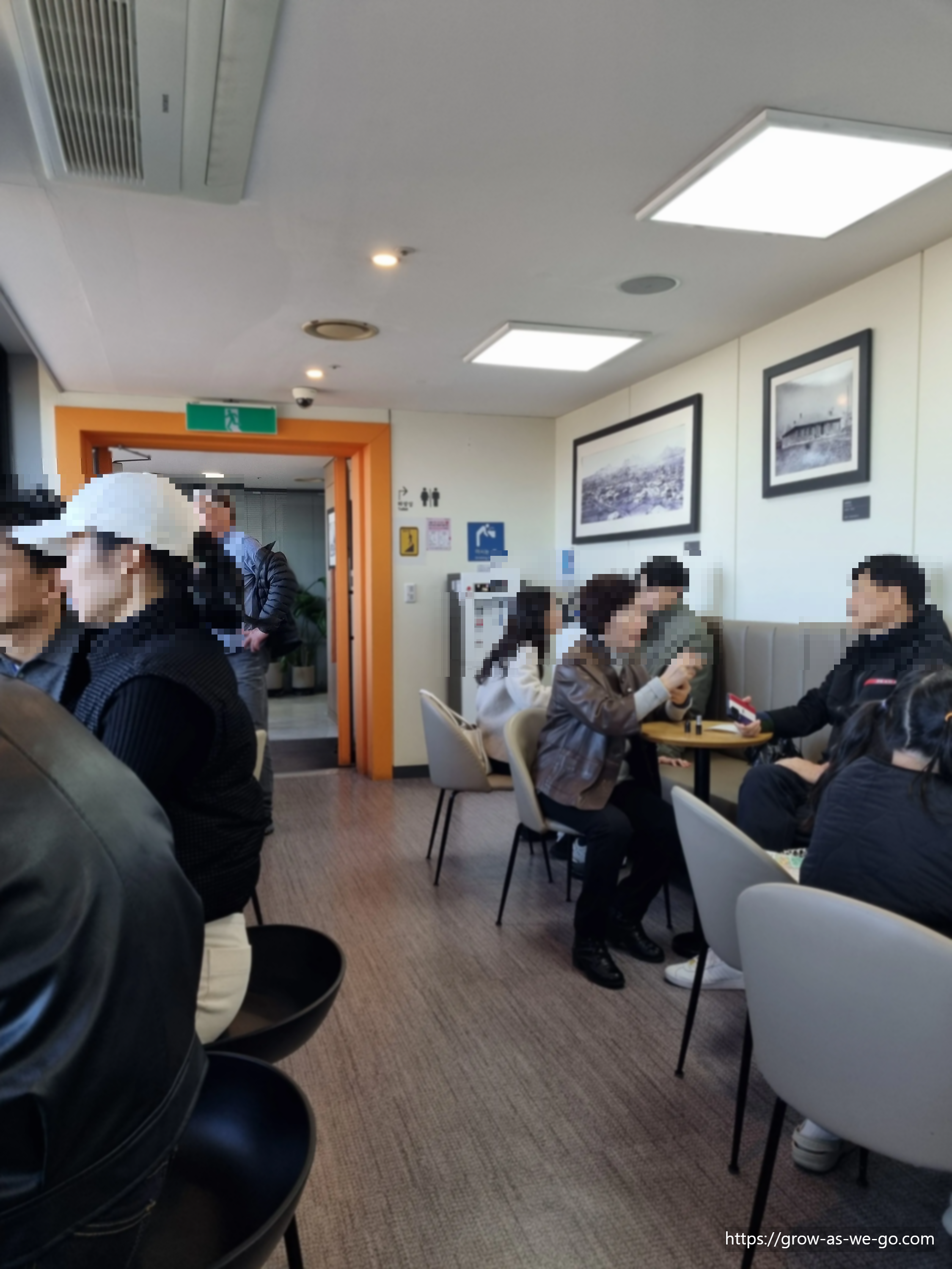 카페-다락-내부-우측