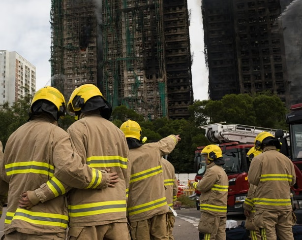 홍콩 아파트 화재 