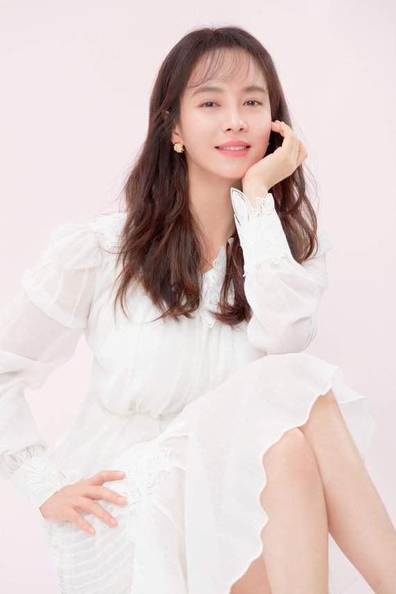 송지효 나이 프로필 총정리｜본명 천수연&middot;학력&middot;고향&middot;키&middot;결혼&middot;남편&middot;남자친구&middot;가족&middot;출연작&middot;100일의 거짓말