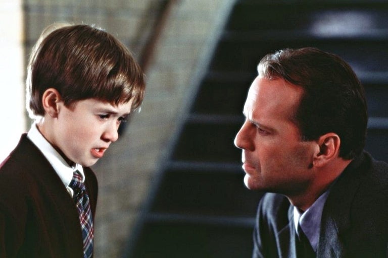 영화 식스센스 영화의 한 장면