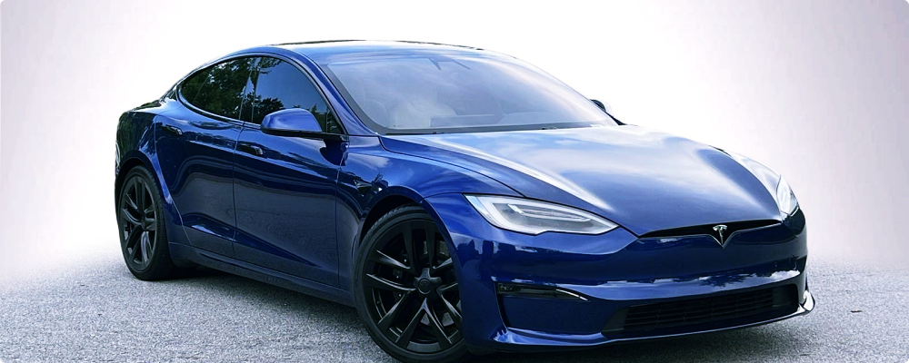 테슬라 모델 S 플레이드