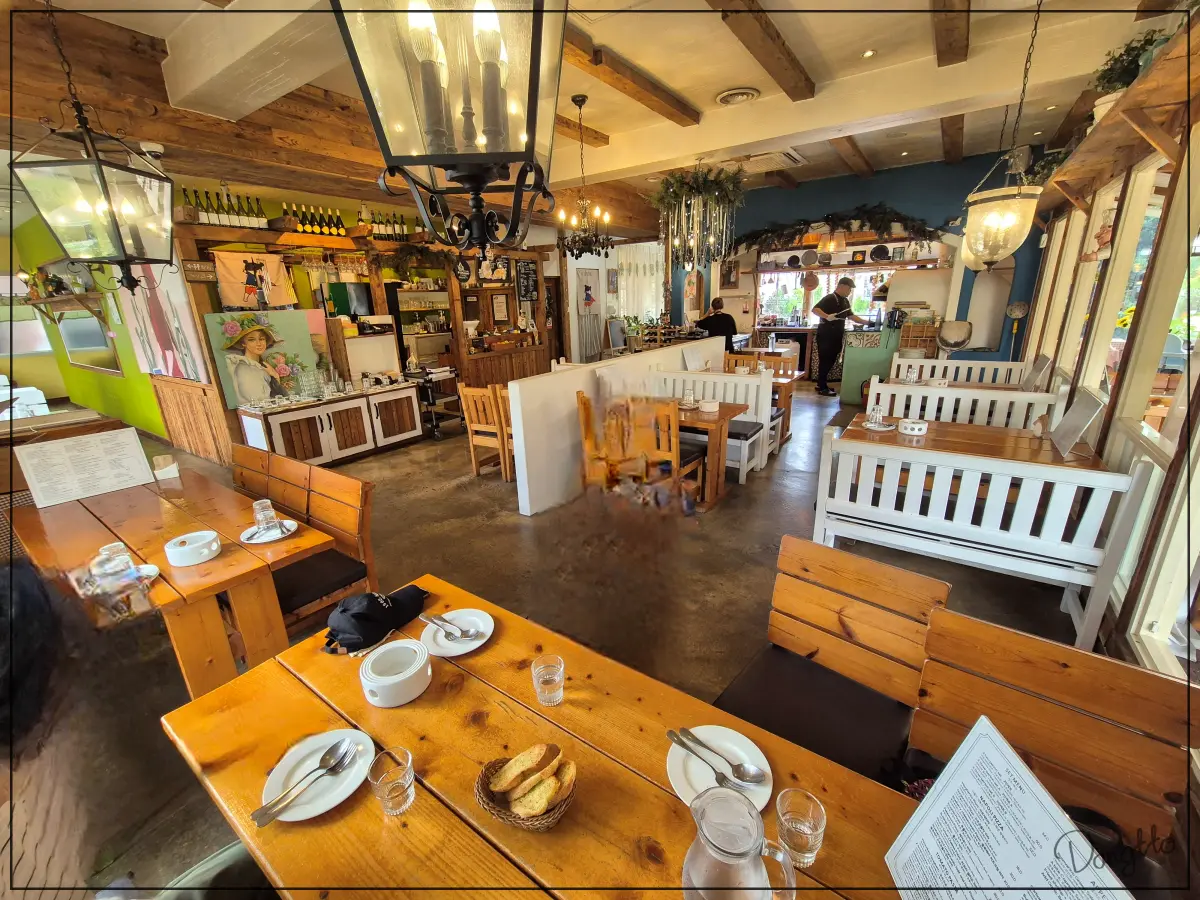 가족과-주말-나들이-가기-좋은-경기도-근교-맛집-로즈마리노-내부-모습