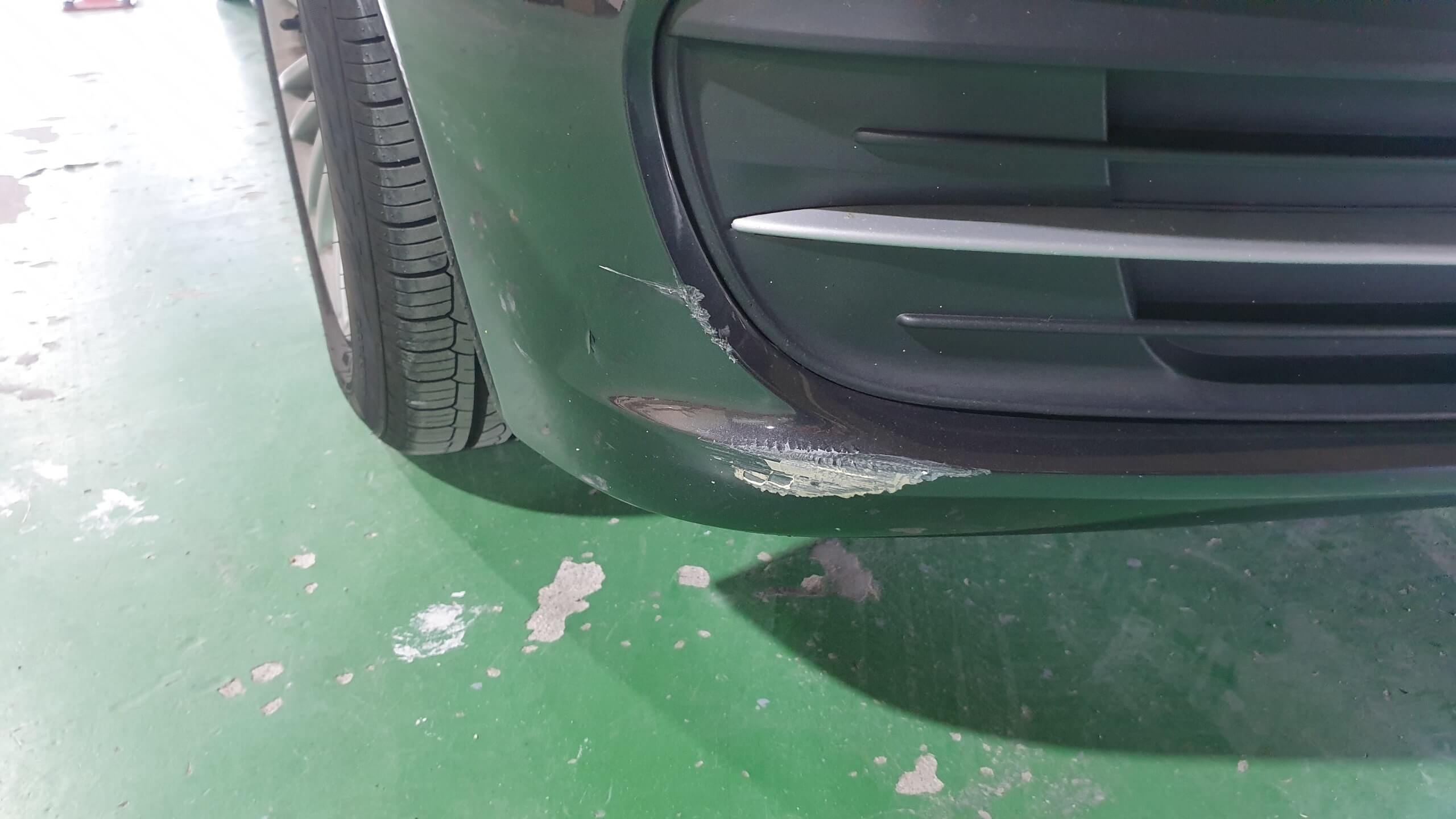 자동차 흠집제거 - 조수석 앞 범퍼 모서리긁힘