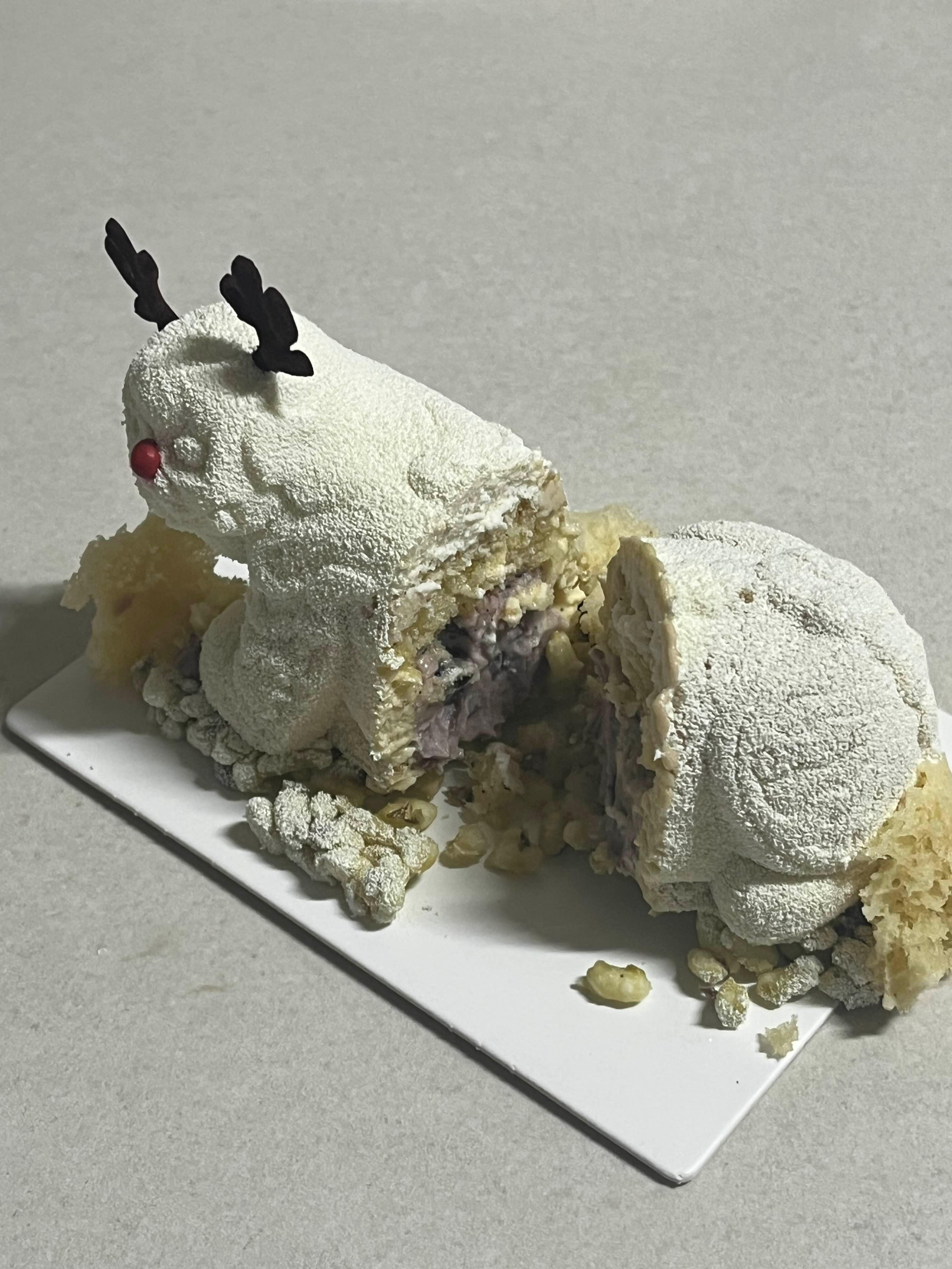 진한 풍미의 카페 재인 루치 케이크