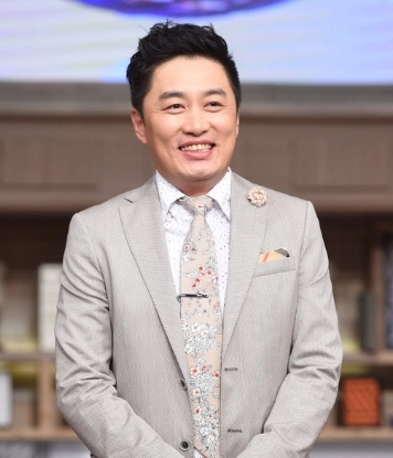 정찬우 김호중 회사 관계 지분 정리