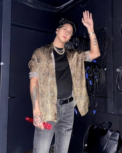 빅스의-라비-셀카-5