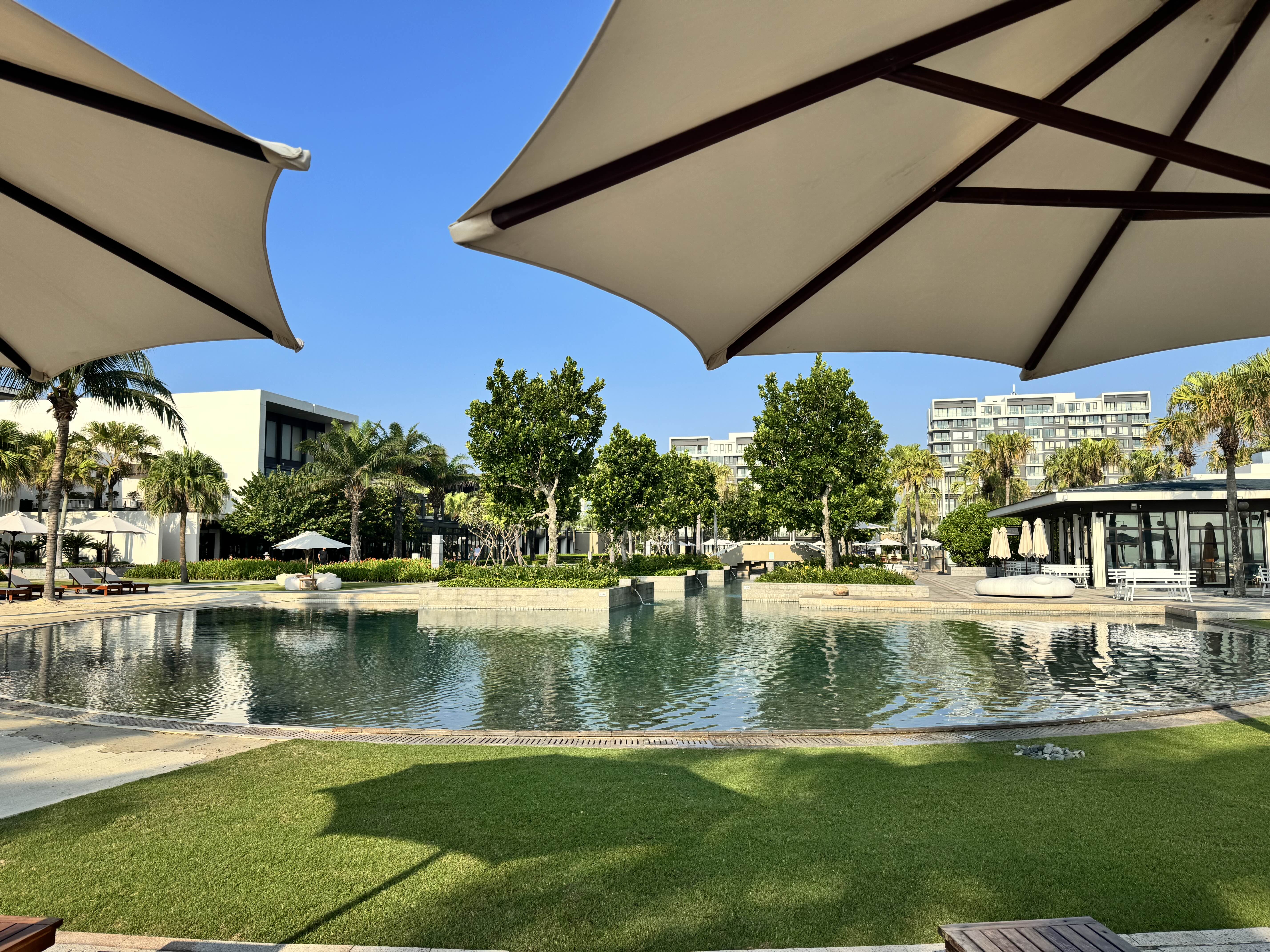 다낭 하얏트 리젠시 리조트 수영장