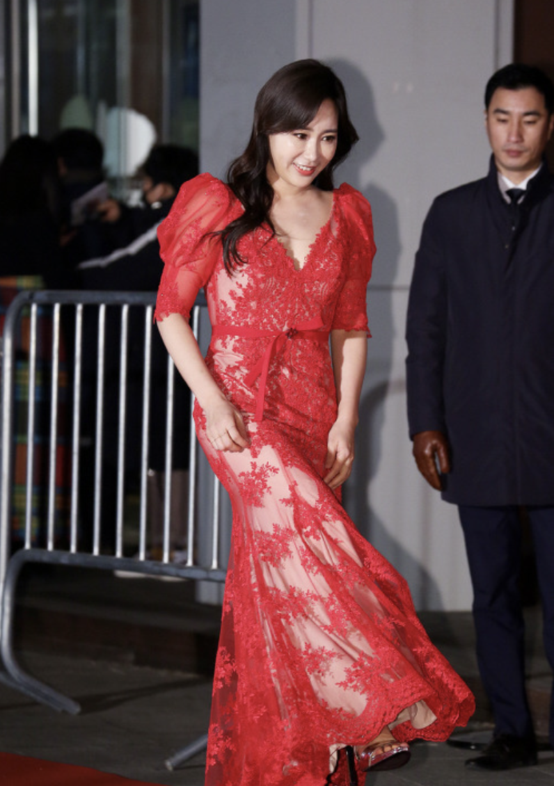 신영숙 드레스 몸매