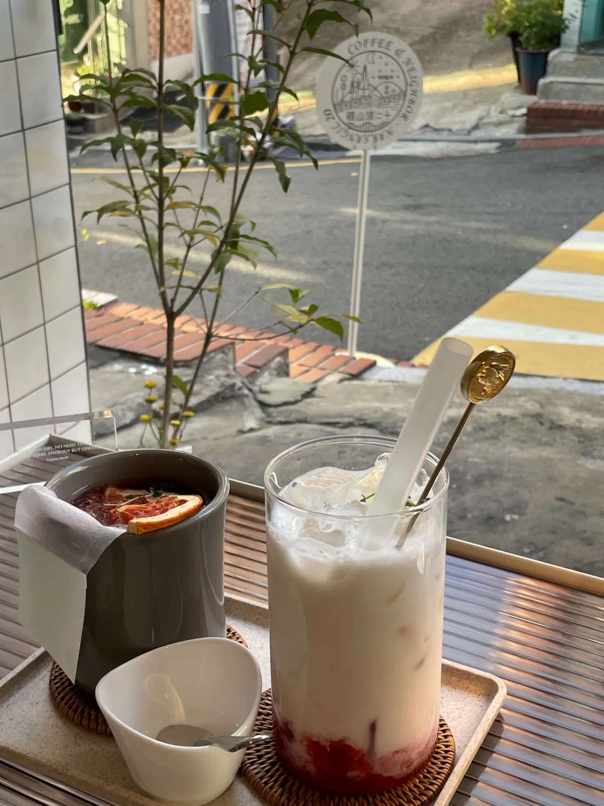 대학로-혜화-저녁에-가볼만한곳-추천-낙산공원-일몰-조용한-카페-독립서점