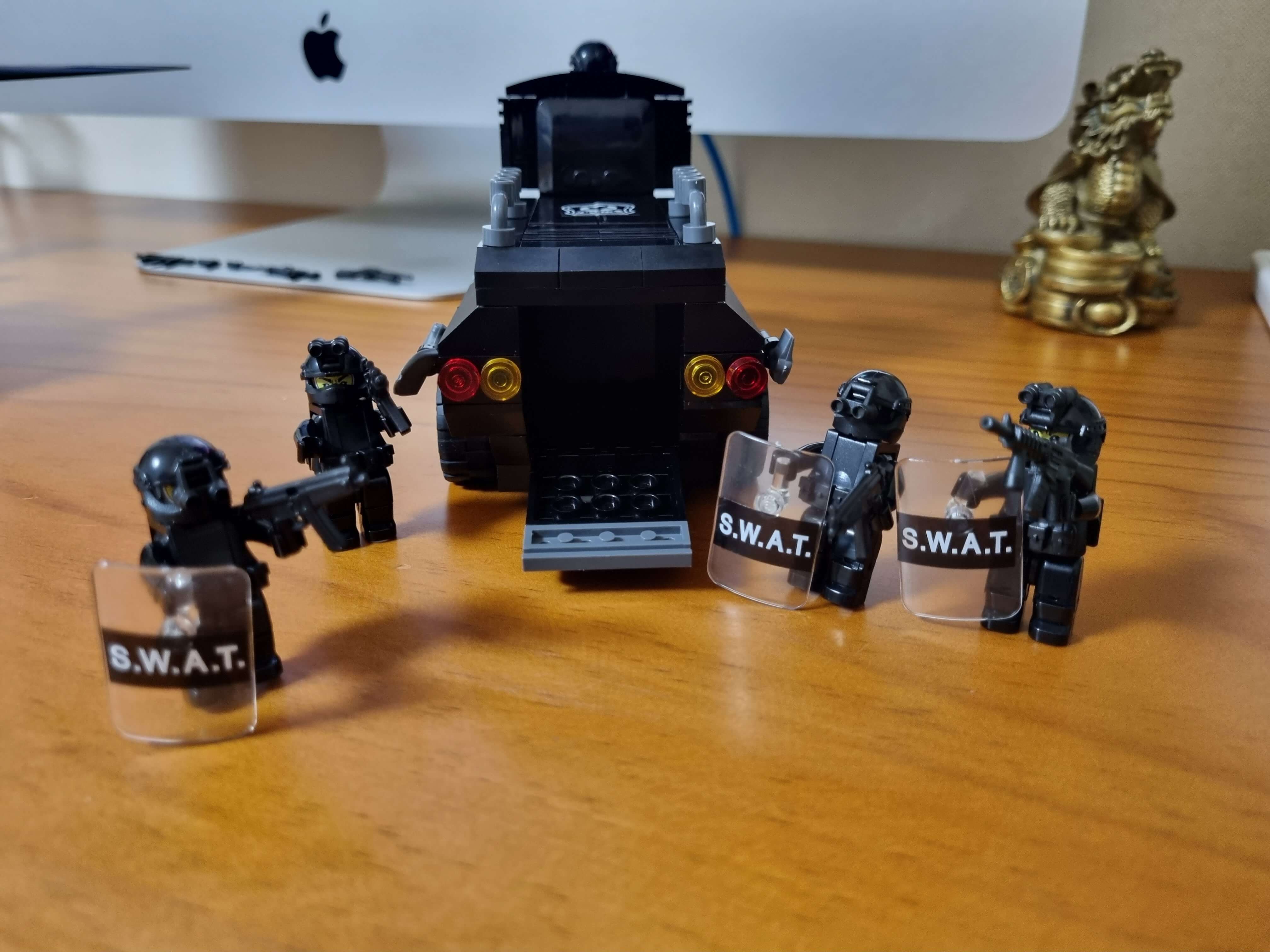 경찰특공대 피규어