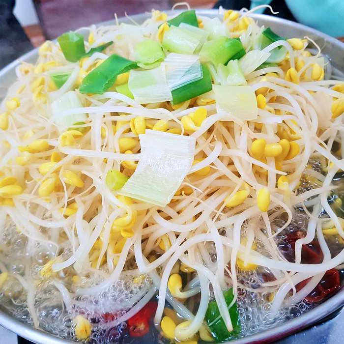 토요일은 밥이좋아 토밥좋아 대전 30년 전통 해장 최적화 콩나물탕 맛집