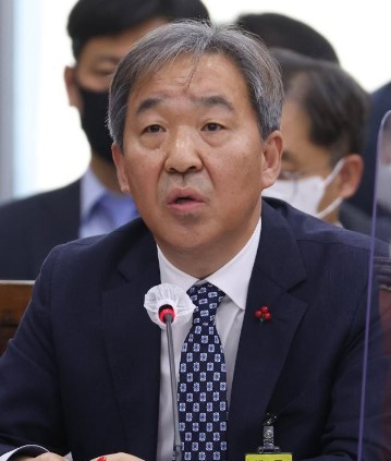 한오섭 정무수석 임명 및 수석비서관 전원 교체 상황