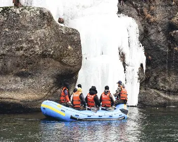 철원 한탄강 얼음 트레킹 축제_7