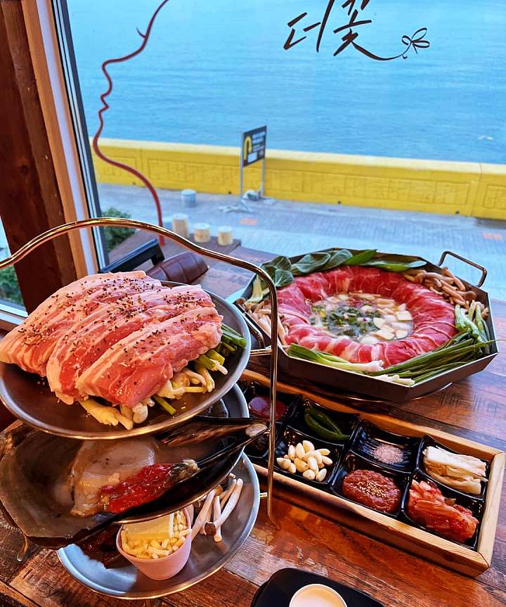 생방송오늘저녁 청국장 샤부샤부 3층 꽃 삼합 갓김치 해산물 소고기 차돌박이 거제도 거제 맛집 추천