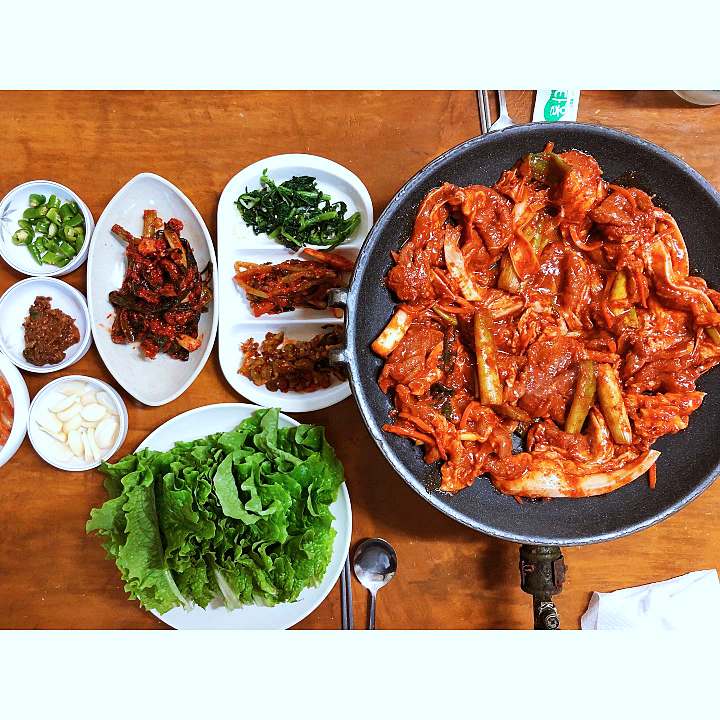 생방송오늘저녁 양평 두물머리 용문사 현지인들만 아는 찐 로컬 맛집 정육점 식당 돼지 주물럭 돼지육회 맛집 추천
