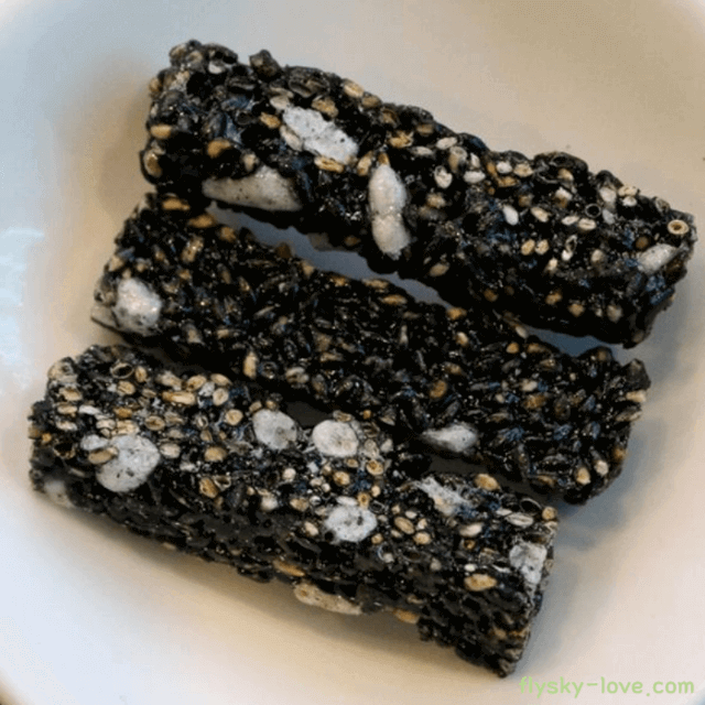 검은깨(흑임자)로 만든 강정
