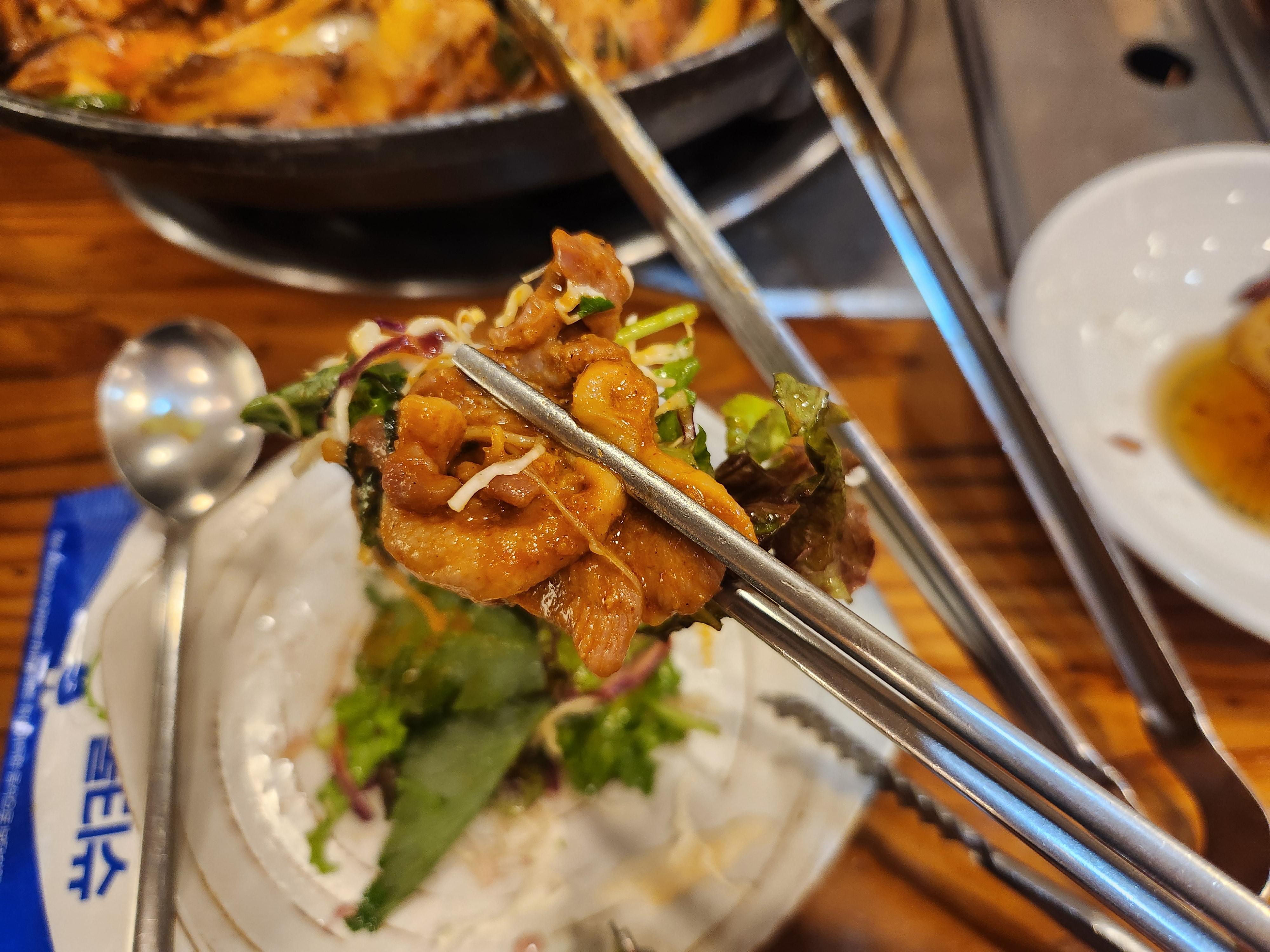 금정산성 오리고기 음식점 금성 오리불고기와 야채 사진