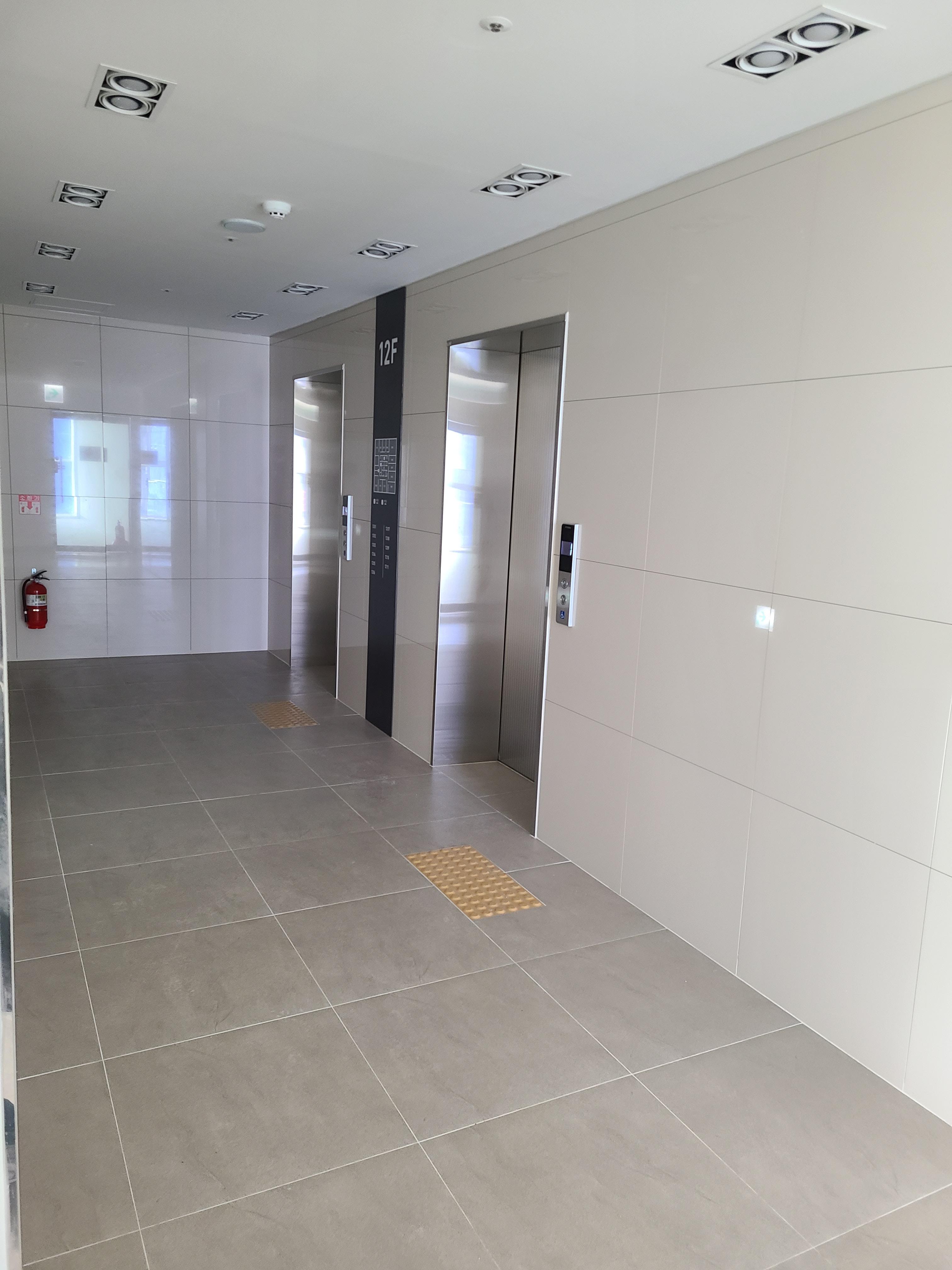 한강 G트리타워 섹션오피스3