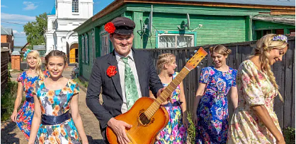 소도시의 예술과 문화 축제들: 숨은 보석을 찾아서