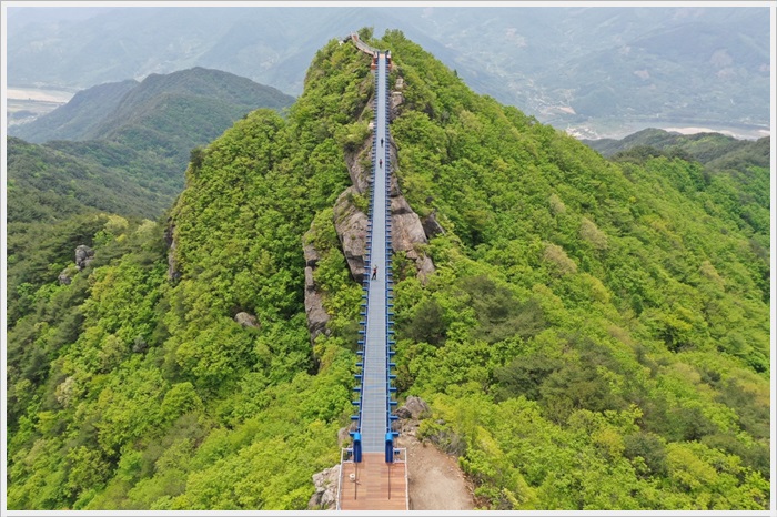하동군 성제봉 신선대 구름다리