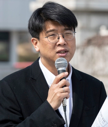 녹색정의당 대표 김준우 프로필 나이 학력 고향