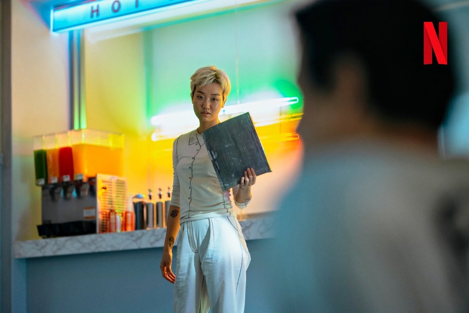 넷플릭스 시리즈 더 에이트쇼 결말 정보 등장인물 출연진 원작 시즌2 쿠키영상