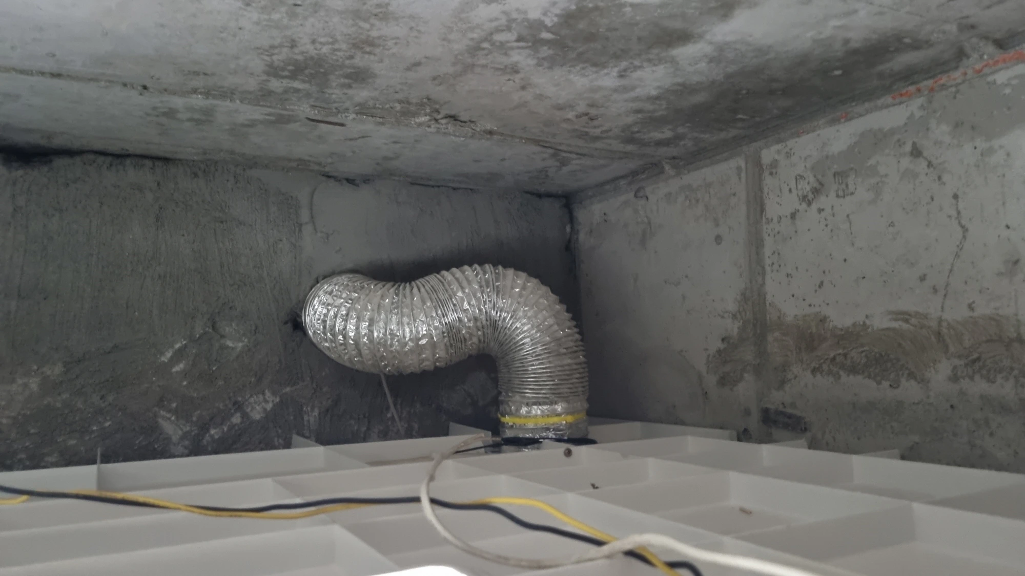 환풍기 배관 연결 상태