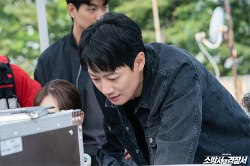 소방서 옆 경찰서
