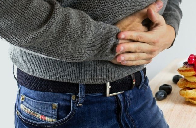 왼쪽 아랫배 통증