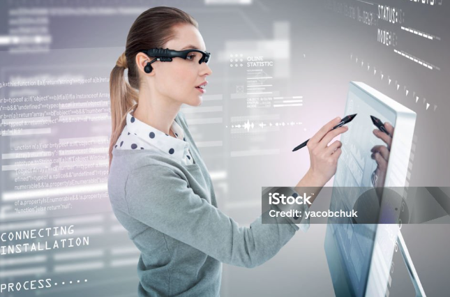 가상현실 프로그래머, 게임&middot;교육&middot;산업 어디까지 확장될까?