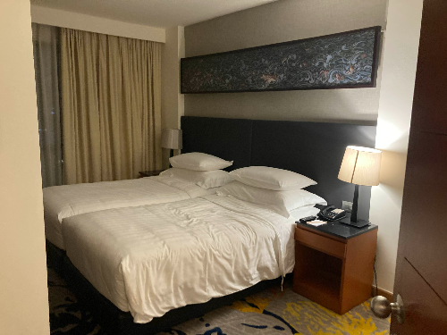 방콕 차트리움 레지던스 사톤 방콕 실제 후기: 가족·커플 추천 호텔 + 수영장 후기