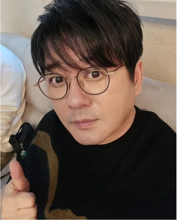 발라드황제 신승훈 10년만 컴백! 정규12집 완전정복