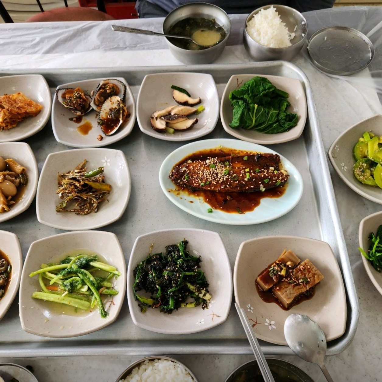 유일정식당 메뉴 이미지