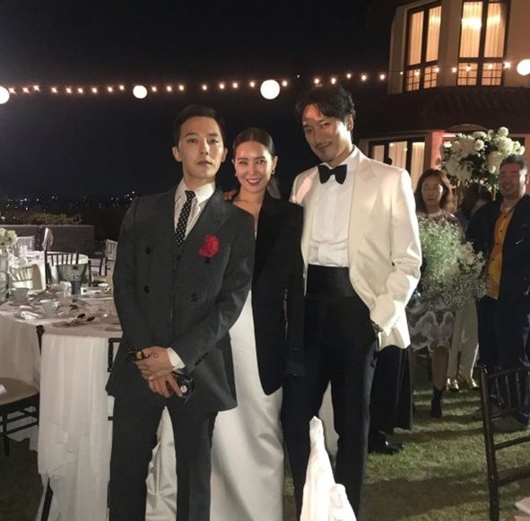 그랜드 워커힐 서울 애스톤 하우스 권다미 김민준