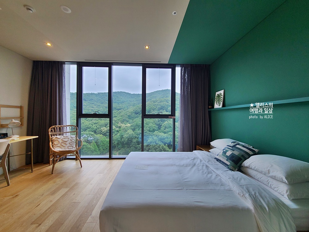 경기도 호캉스 호텔 숲뷰 마운틴뷰 좋은 호텔 추천 라까사 호텔 광명, 라까사 키친