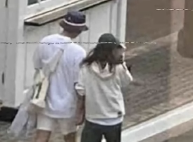 송중기 김태리 파리 데이트 주장 사진