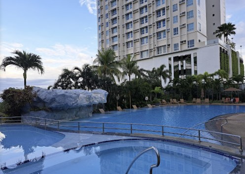 세부-시티-수영장-호텔