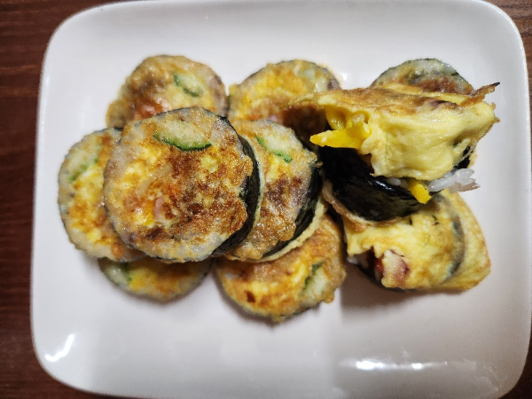 완성된 김밥 구이