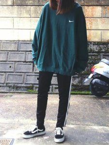 여성스러우면서도 귀여운 여자패션