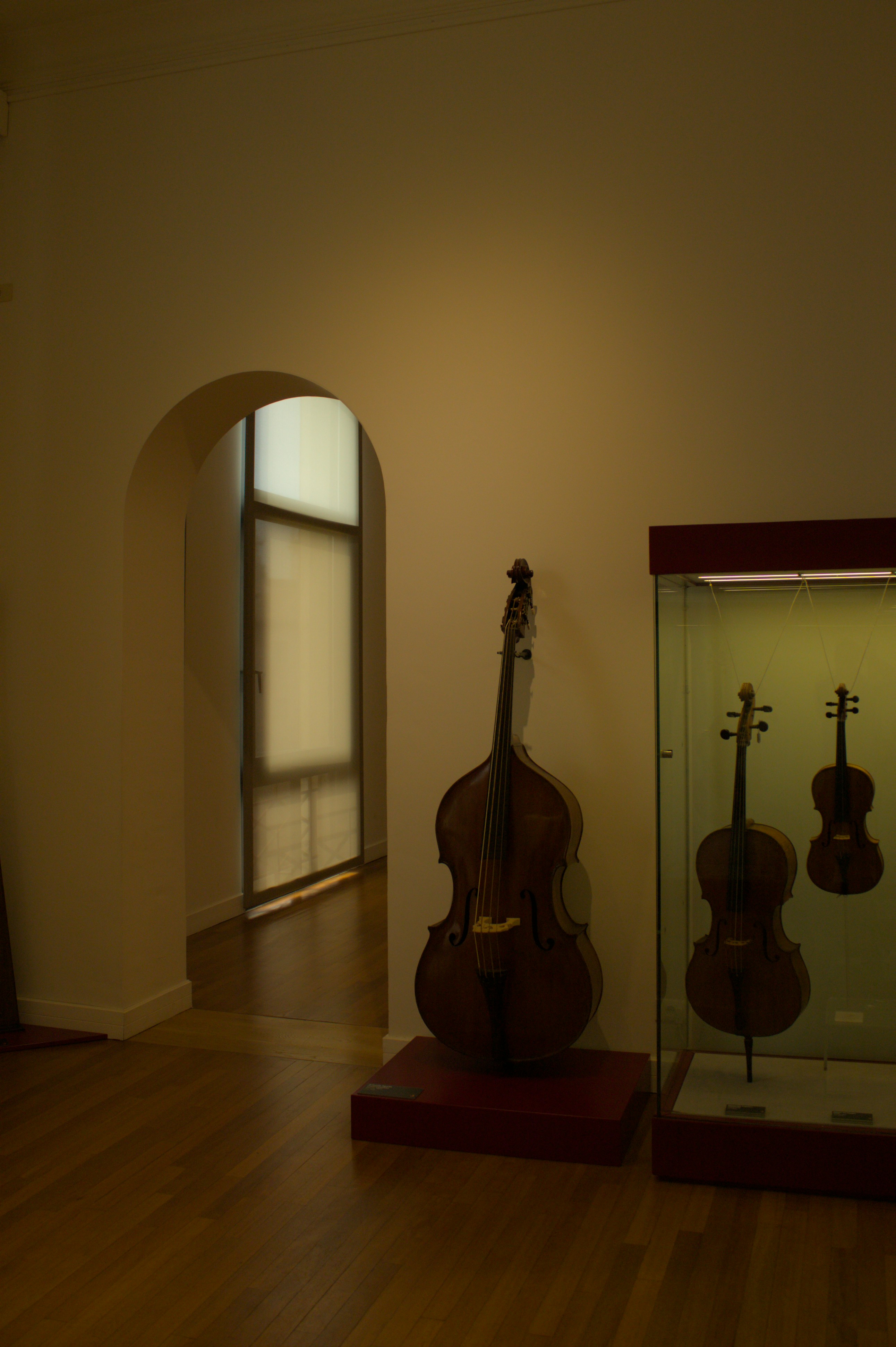 바이올린, 비올라, 첼로 등 현악기의 여름철 습기 관리