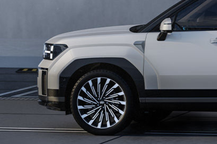 2023 싼타페 측면 바퀴