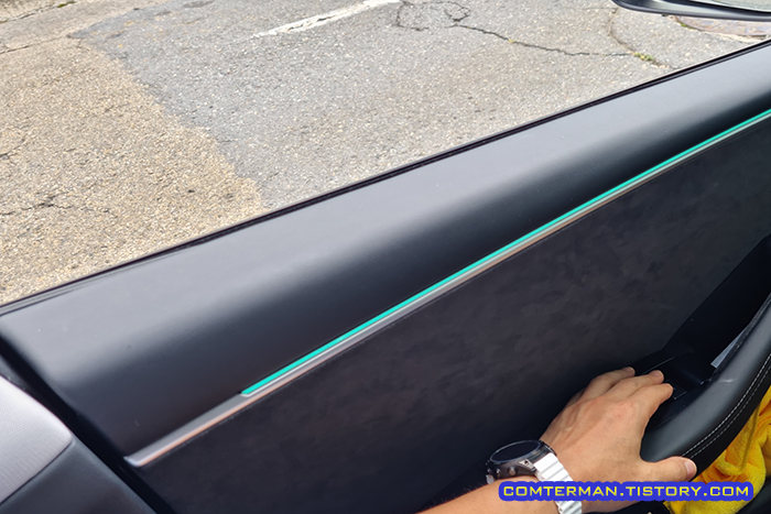 테슬라 모델3 하이랜드 창문 내리기