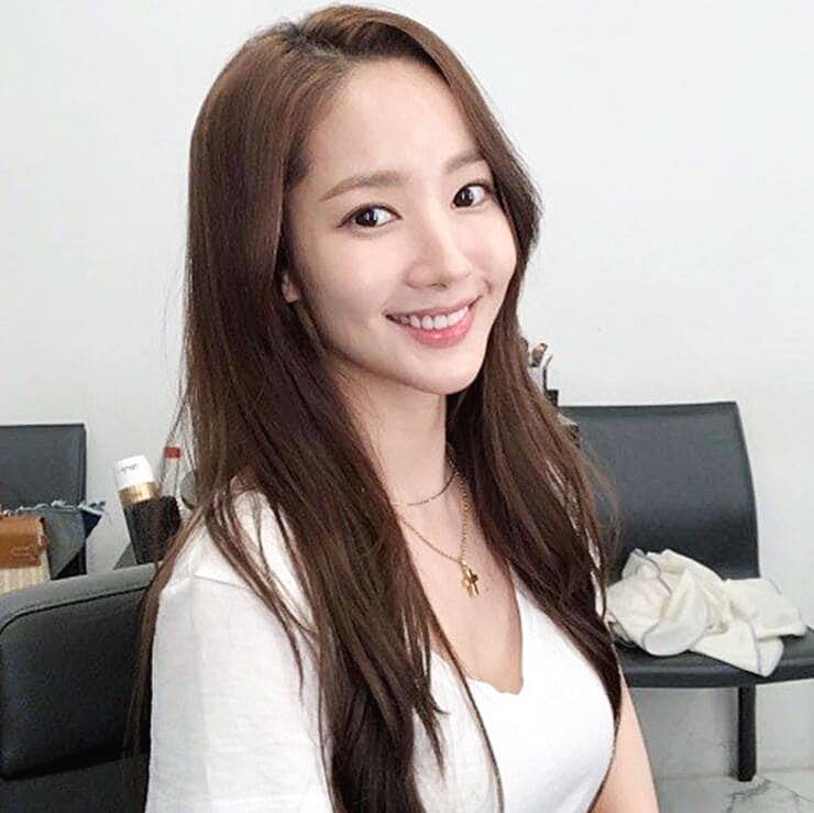 배우-박민영