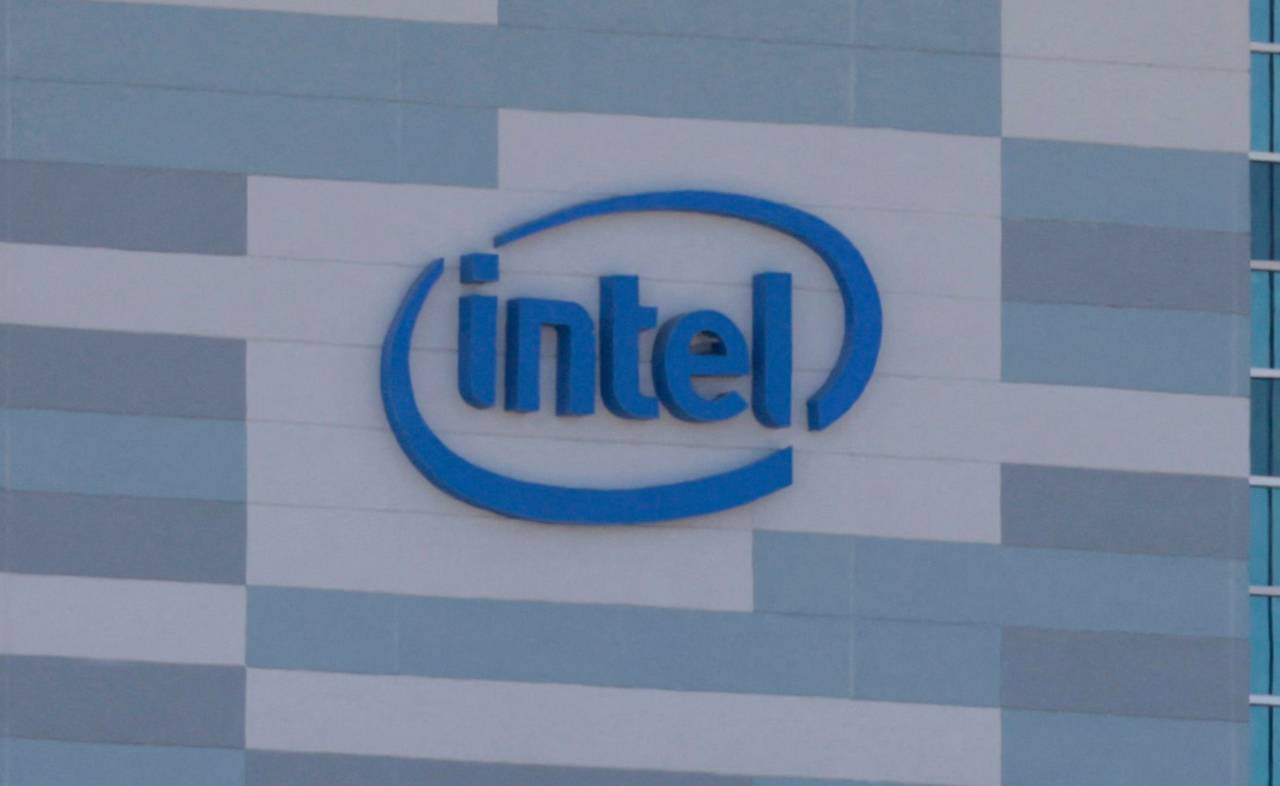 TSMC 인텔 파운드리 합작 트럼프 반도체 브로드컴 잠재적 동맹 인수 위기 공장 삼성전자 실적 악화 구하기 살리기 미국 대만 한국