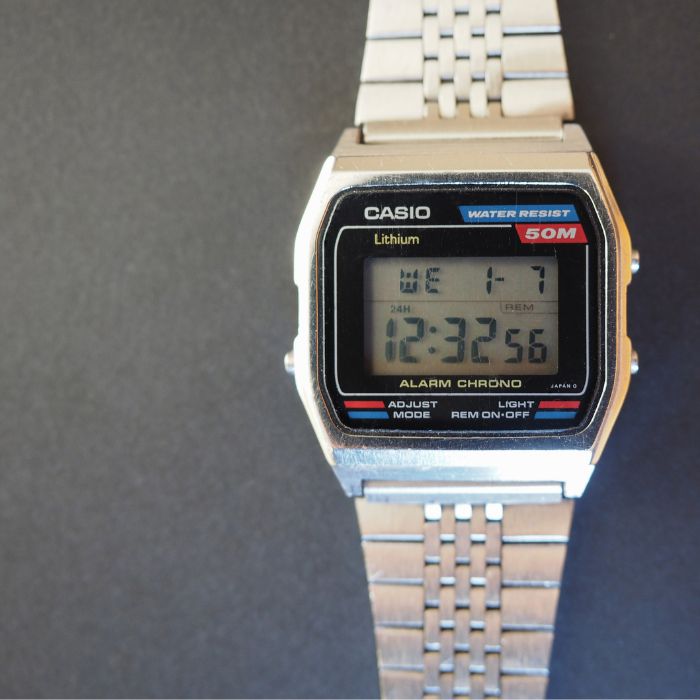 디지털시계는 반입금지