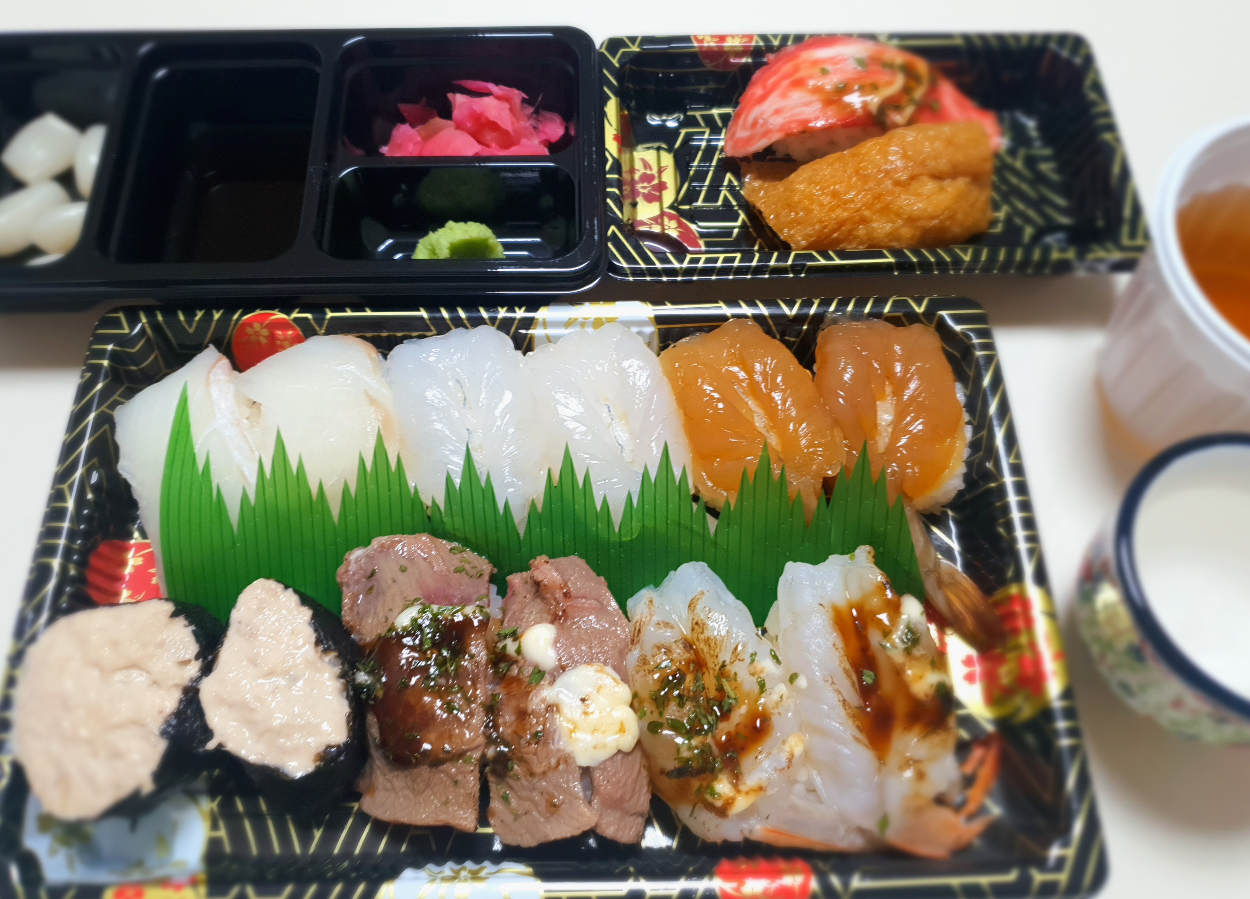 푸짐한-술상을-차렸습니다.